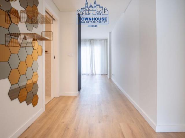 Apartamento alugar em Santiago Dos Velhos, Lisboa