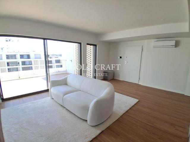 Apartamento alugar em Santo António dos Cavaleiros e Frielas, Loures