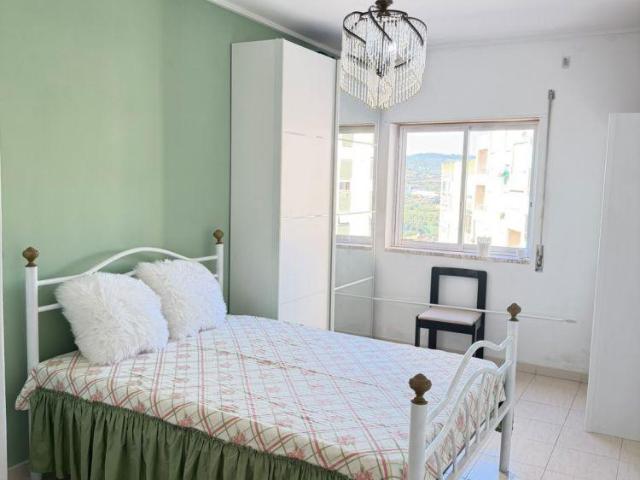 Apartamento venda em Urbanização das Sapateiras, Santiago Dos Velhos