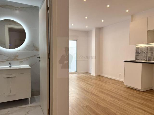 Apartamento venda em Terraços da Ponte, Santiago Dos Velhos