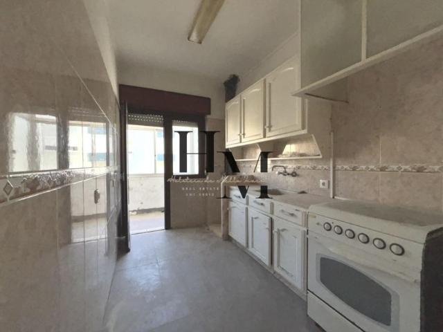 Apartamento venda em Bairro dos Quatro, Odivelas