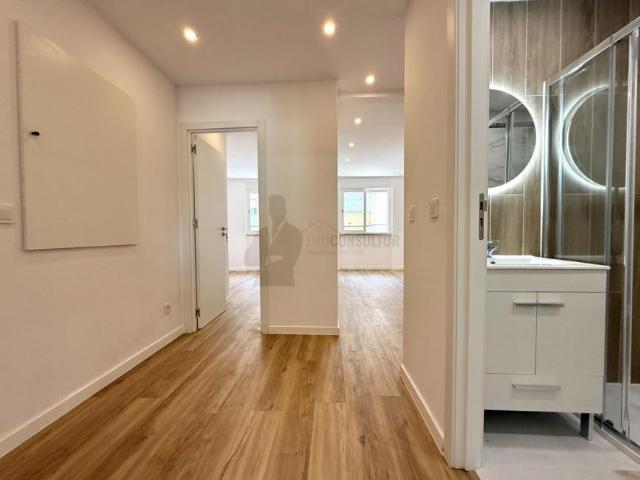 Apartamento venda em Pombais, Odivelas