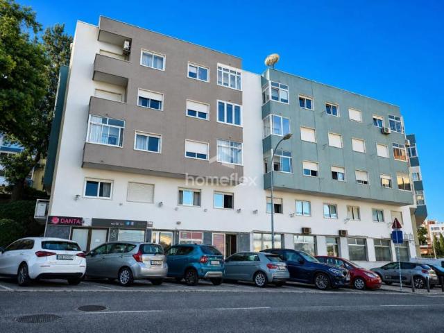 Apartamento venda em Baixa de Algés, Oeiras