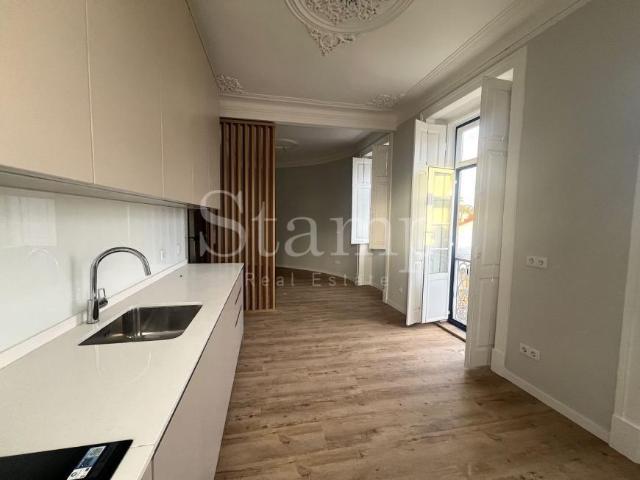 Apartamento venda em Núcleo Urbano Histórico de Paço de Arcos, Oeiras
