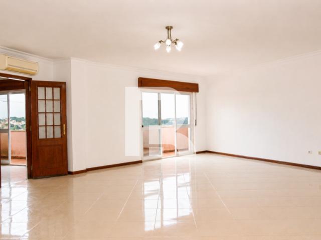 Apartamento venda em Rinchoa, Sintra