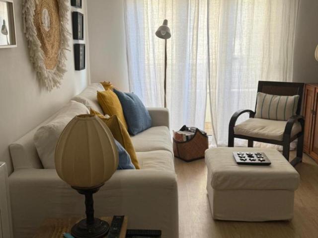 Apartamento alugar em Santo António da Caparica, Almada