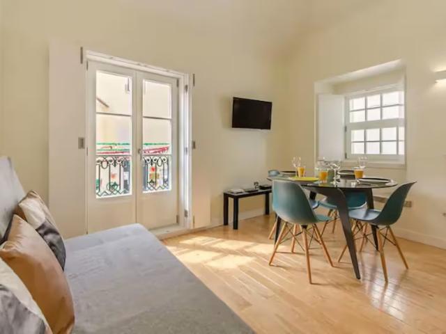 Apartamento alugar em Santa Maria Maior, Lisboa