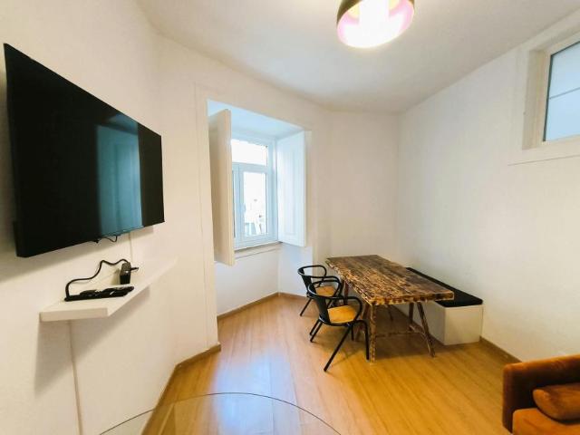 Apartamento alugar em Santa Maria Maior, Lisboa