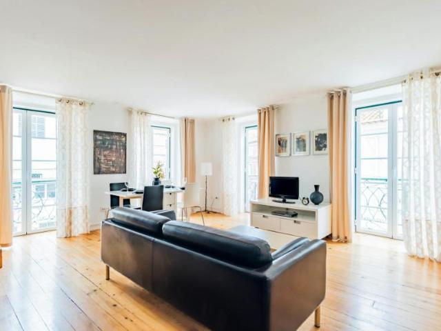 Apartamento alugar em Encarnação, Lisboa