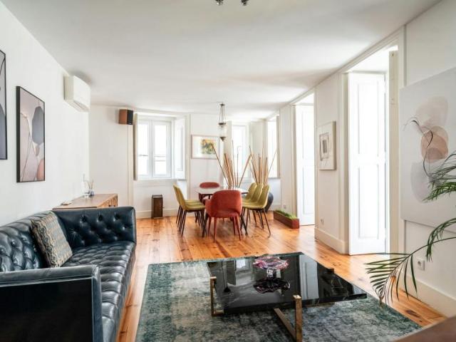 Apartamento alugar em Santo António, Lisboa