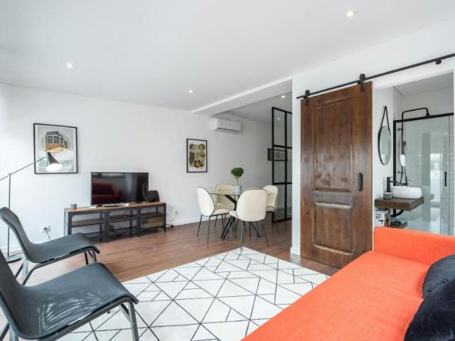 Apartamento alugar em Campo de Ourique, Lisboa