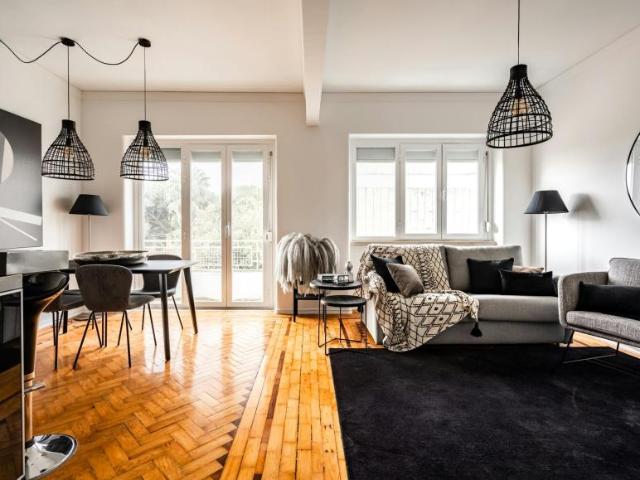 Apartamento alugar em Estrela, Lisboa