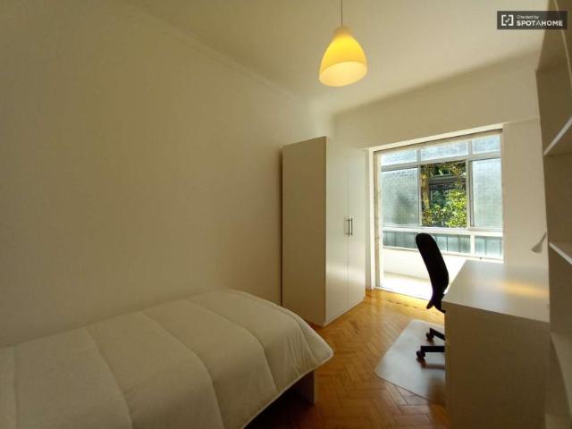 Quarto alugar em Lisboa