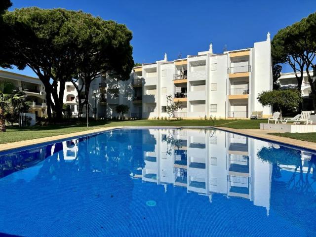 Apartamento alugar em Quarteira, Loulé
