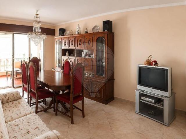 Apartamento venda em Santiago Dos Velhos, Lisboa