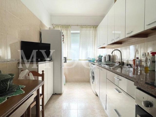 Apartamento venda em Santiago Dos Velhos, Lisboa