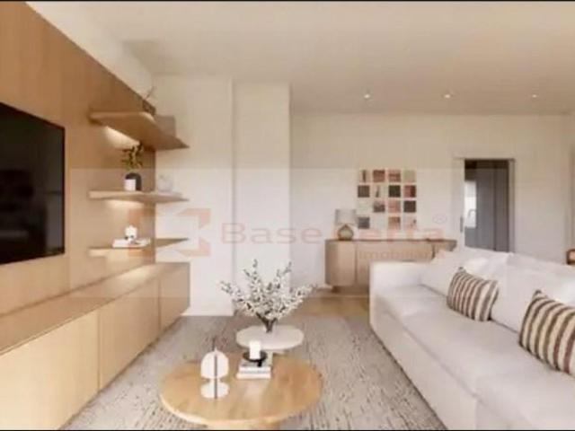 Apartamento venda em Santiago Dos Velhos, Lisboa