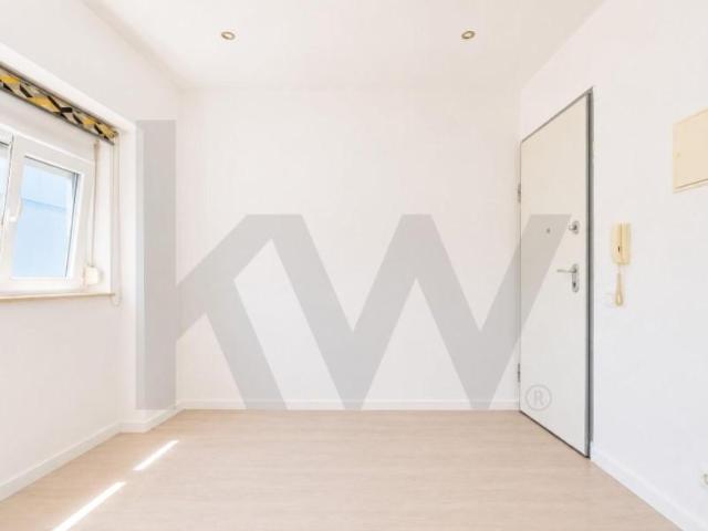 Apartamento venda em Santiago Dos Velhos, Lisboa