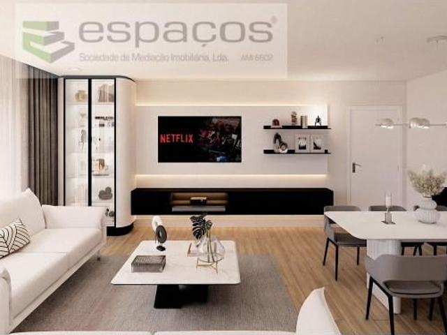 Apartamento venda em Terraços da Ponte, Santiago Dos Velhos