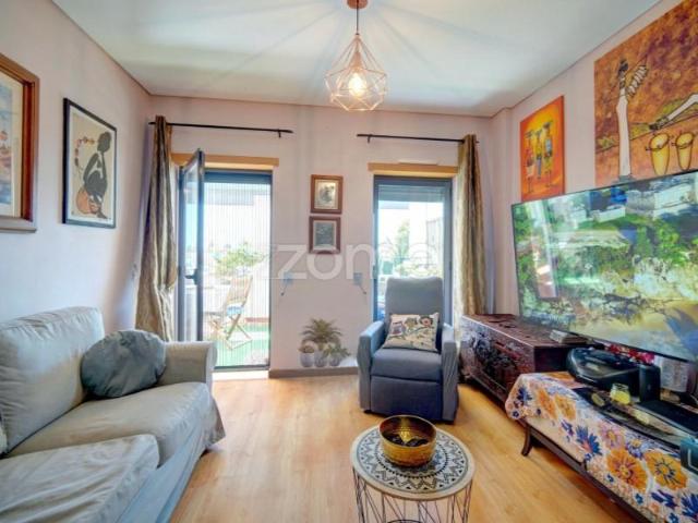 Apartamento venda em Santiago Dos Velhos, Lisboa