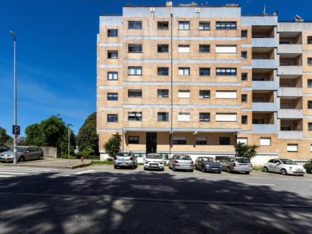 Apartamento alugar em Maia, Gueifães