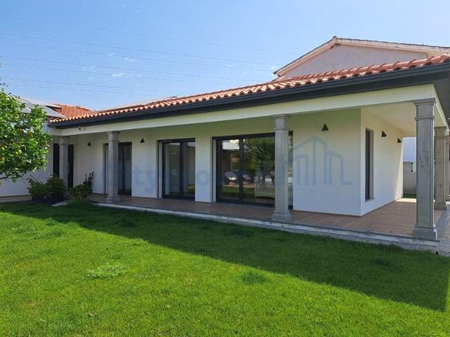Casa venda em Marinha Grande, Leiria
