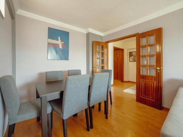 Apartamento alugar em Basílio Teles, Porto