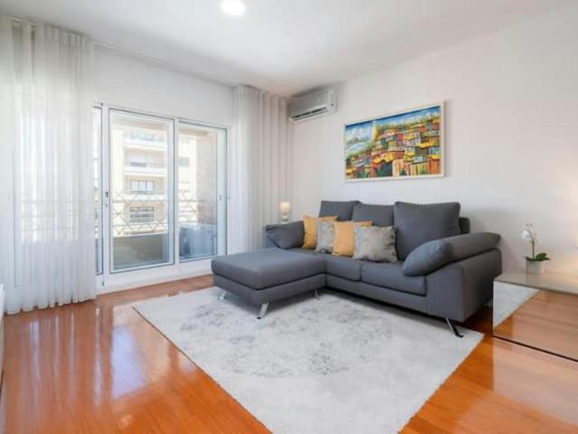 Apartamento alugar em Basílio Teles, Porto