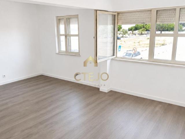 Apartamento venda em Moita, Setúbal