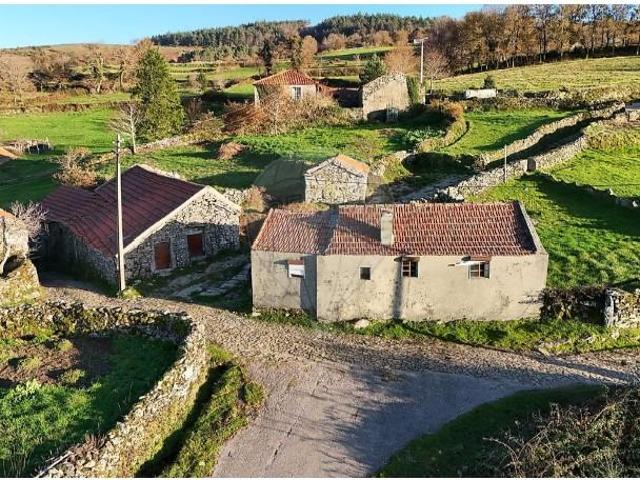 Casa venda em Covelo Do Gerez, Vila Real