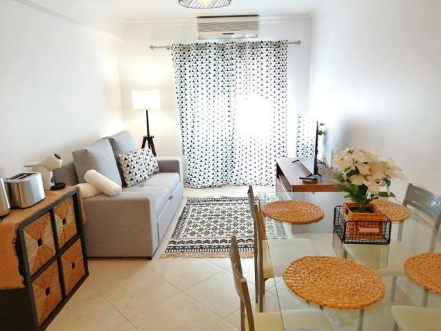 Apartamento alugar em Vila Real De Santo António, Faro