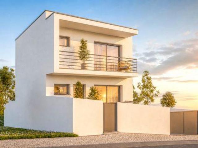 Casa venda em Pederneira, Leiria