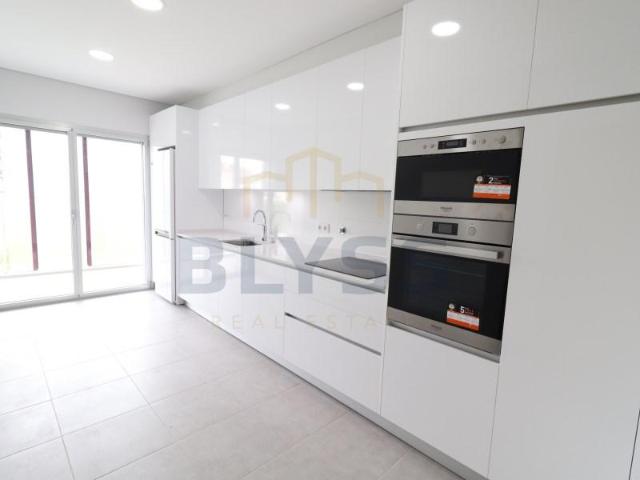 Apartamento alugar em Trigache, Odivelas