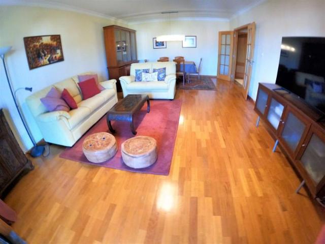 Apartamento alugar em Oeiras, Lisboa
