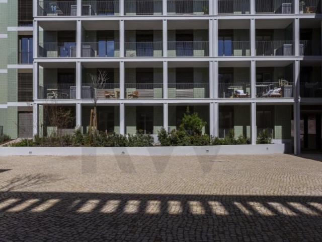 Apartamento alugar em Bairro Clemente Vicente, Oeiras