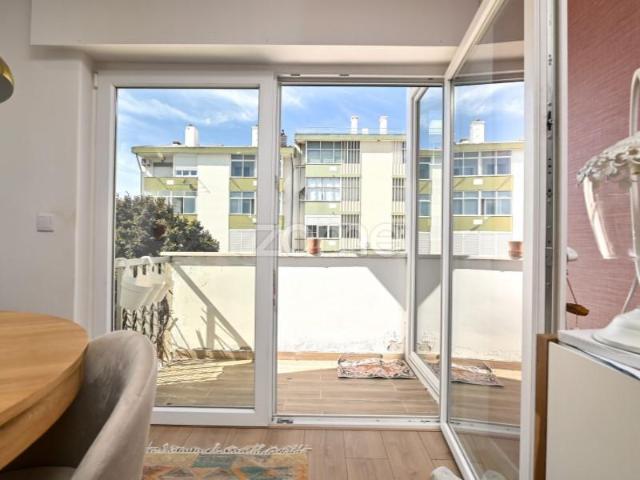 Apartamento venda em Santo Amaro de Oeiras, Oeiras
