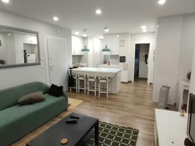 Apartamento alugar em Núcleo Urbano Histórico de Oeiras, Oeiras