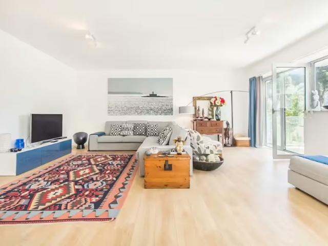 Apartamento alugar em Santo Amaro de Oeiras, Oeiras