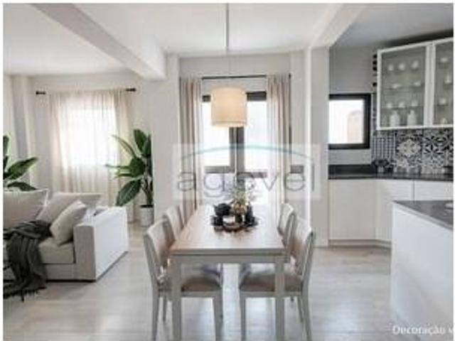 Apartamento venda em Oeiras, Lisboa