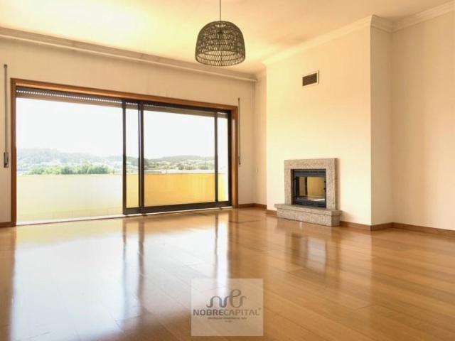 Apartamento alugar em Paços de Ferreira, Porto