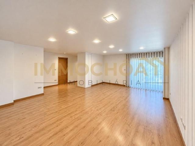 Apartamento venda em Paredes