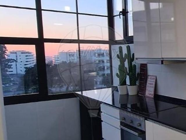 Apartamento venda em Porto