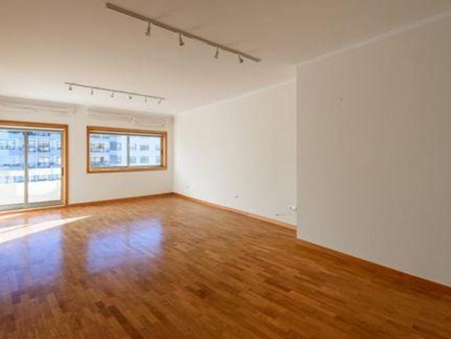 Apartamento alugar em Porto