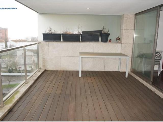 Apartamento alugar em Porto, Aldoar
