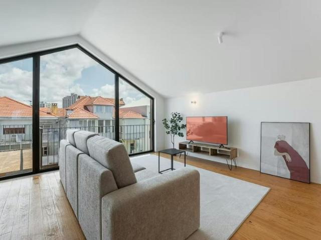 Apartamento alugar em Porto, Cedofeita