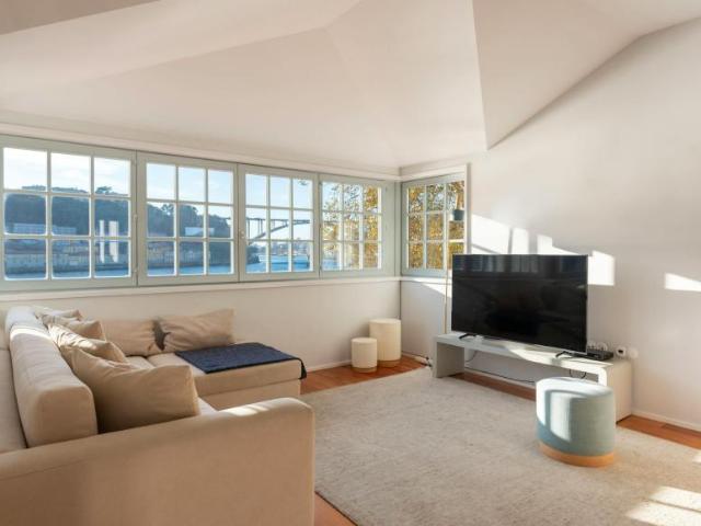 Apartamento alugar em Porto, Lordelo Do Ouro