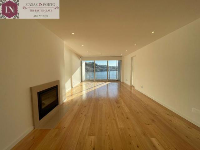 Apartamento venda em Porto, Lordelo Do Ouro