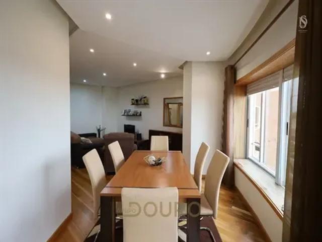 Apartamento venda em Laborim, Vila Nova De Gaia