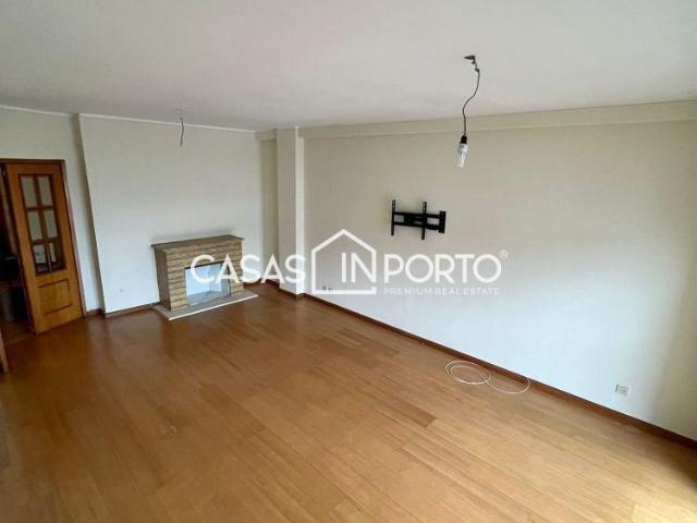 Apartamento alugar em Vila Nova De Gaia, Porto