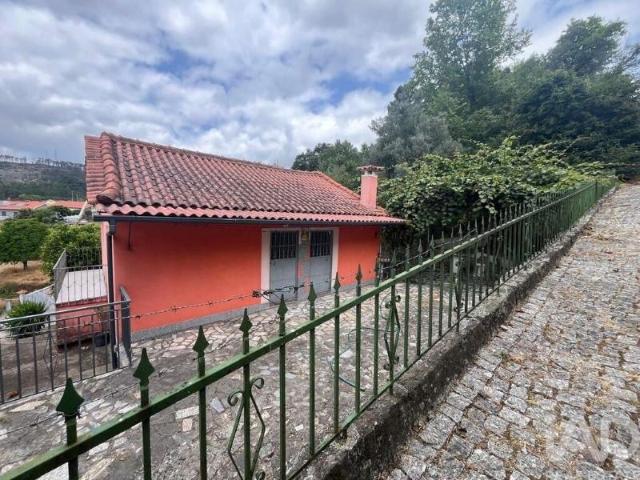 Casa venda em Póvoa De Lanhoso, Braga